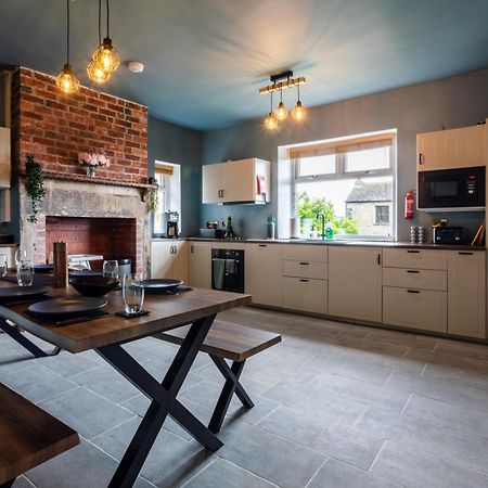 Вилла Holmfield House Clayton West Экстерьер фото