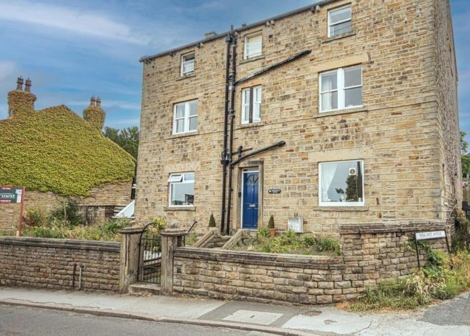 Вилла Holmfield House Clayton West Экстерьер фото