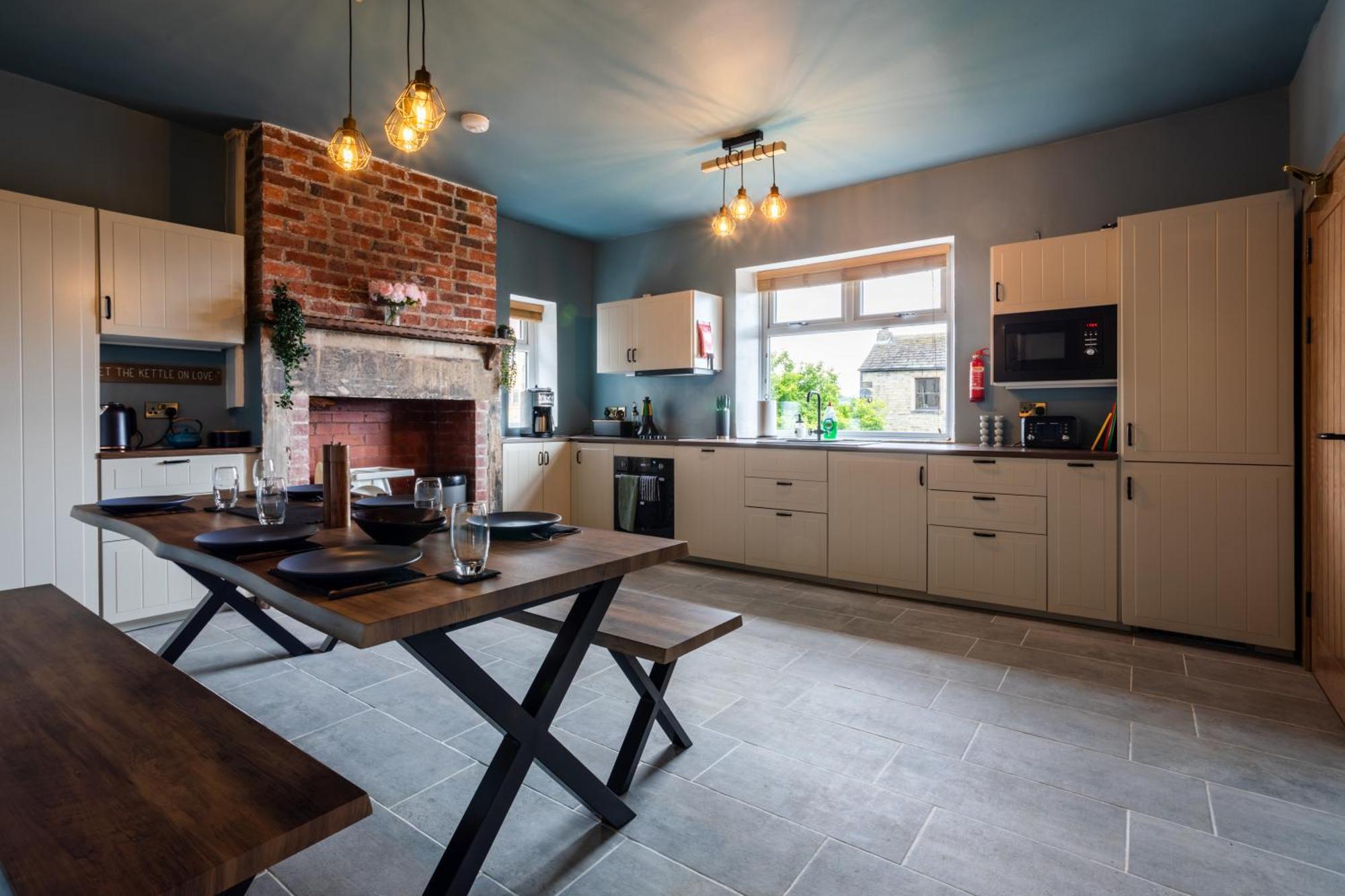Вилла Holmfield House Clayton West Экстерьер фото