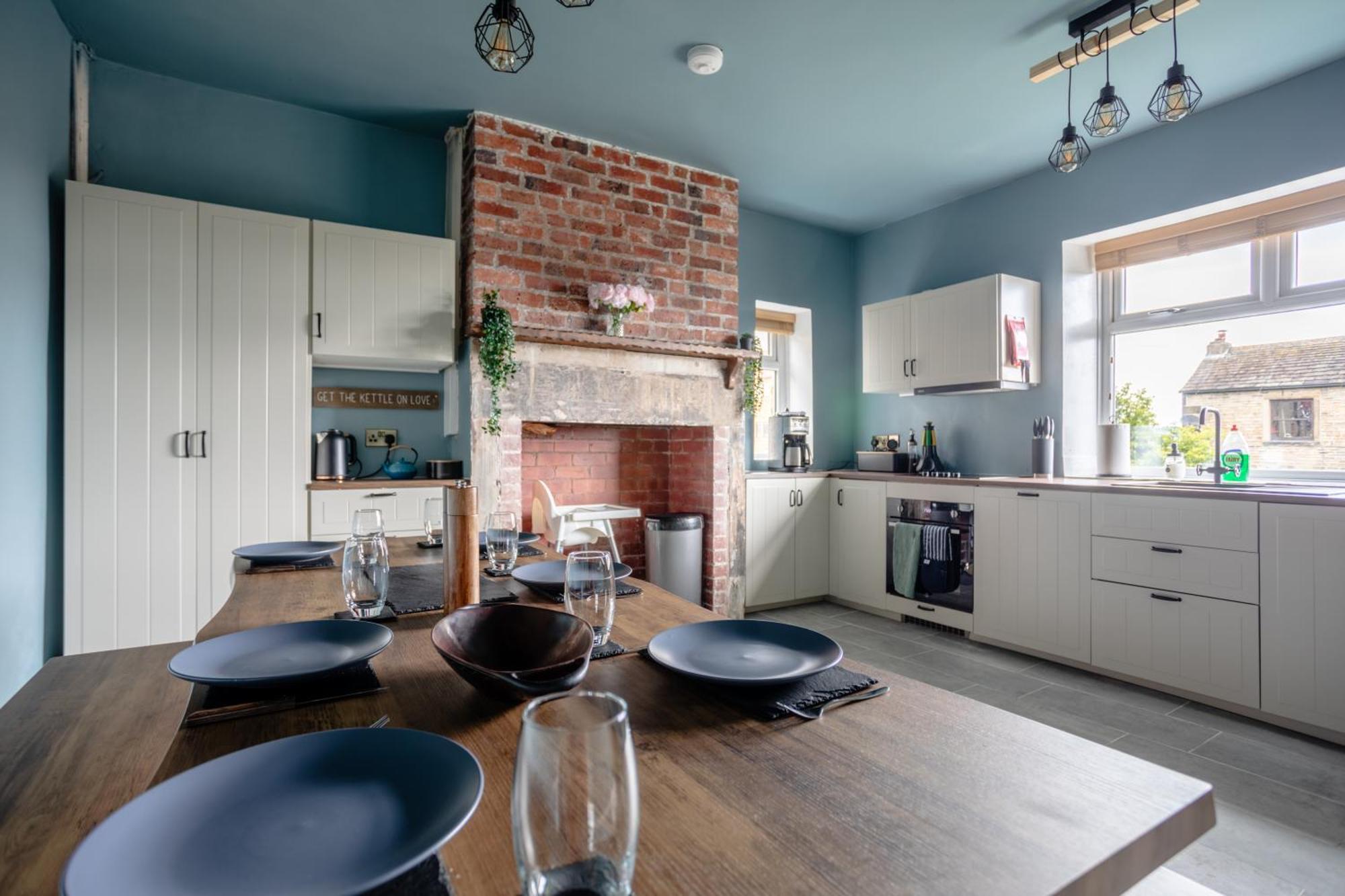 Вилла Holmfield House Clayton West Экстерьер фото
